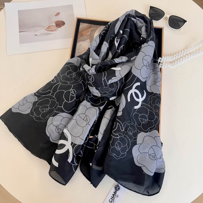 Chanel silk scarf 90-180cm E12 (6)