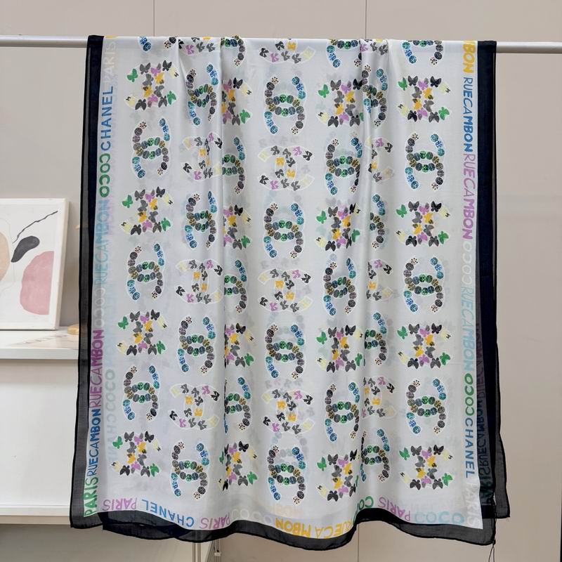 Chanel silk scarf 90-180cm E13 (1)