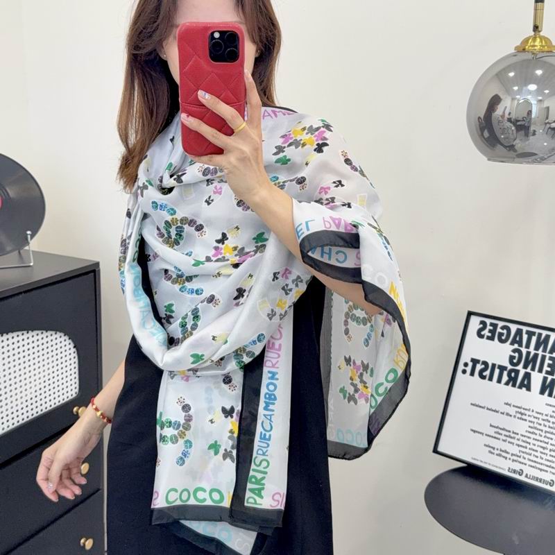 Chanel silk scarf 90-180cm E13 (3)