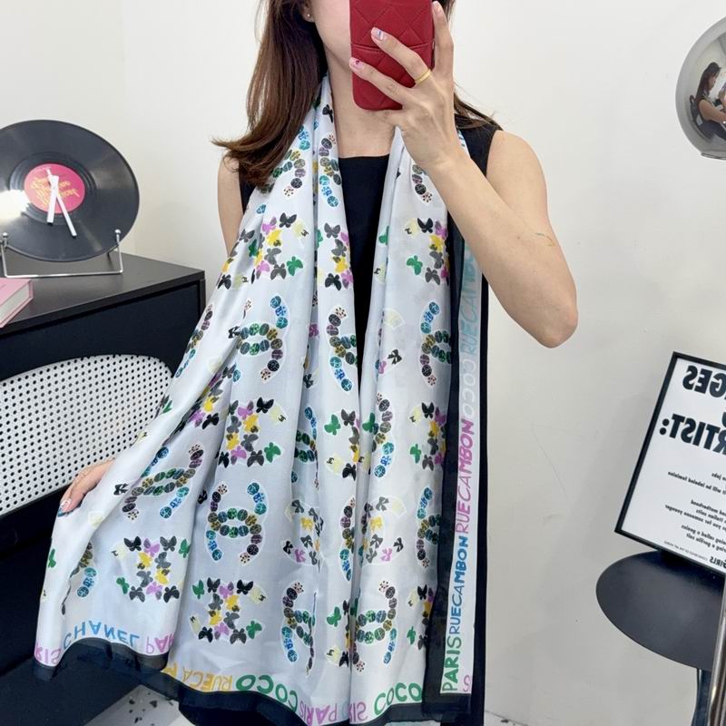 Chanel silk scarf 90-180cm E13 (4)