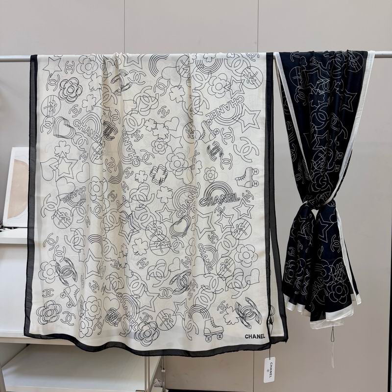 Chanel silk scarf 90-180cm E15 (1)