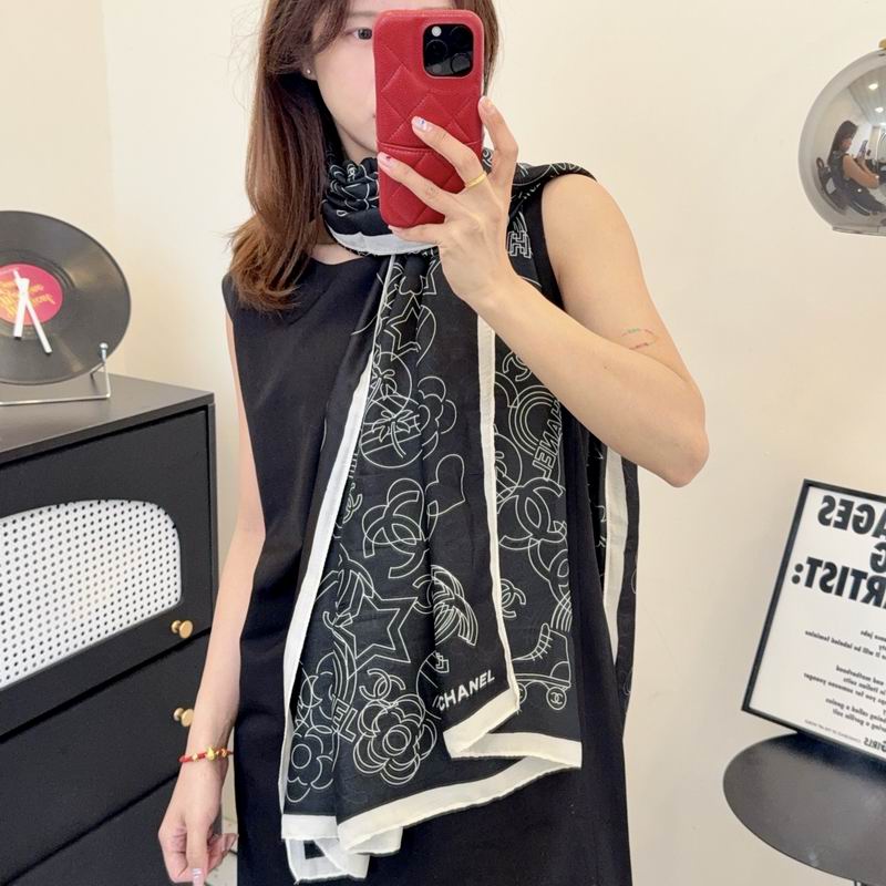 Chanel silk scarf 90-180cm E15 (2)
