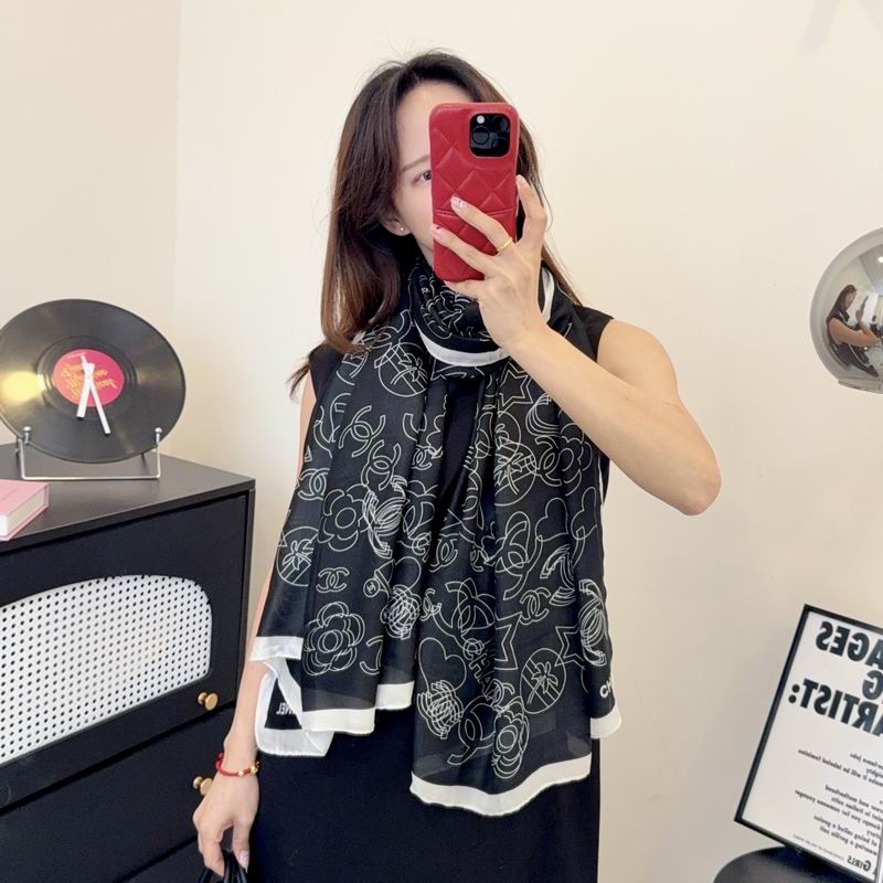 Chanel silk scarf 90-180cm E15 (4)
