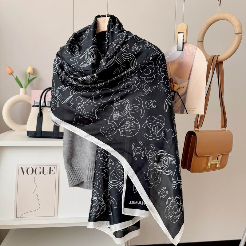 Chanel silk scarf 90-180cm E15 (5)
