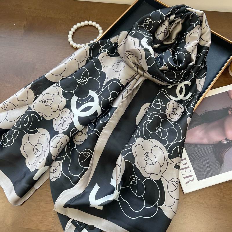Chanel silk scarf 90-180cm E28 (13)