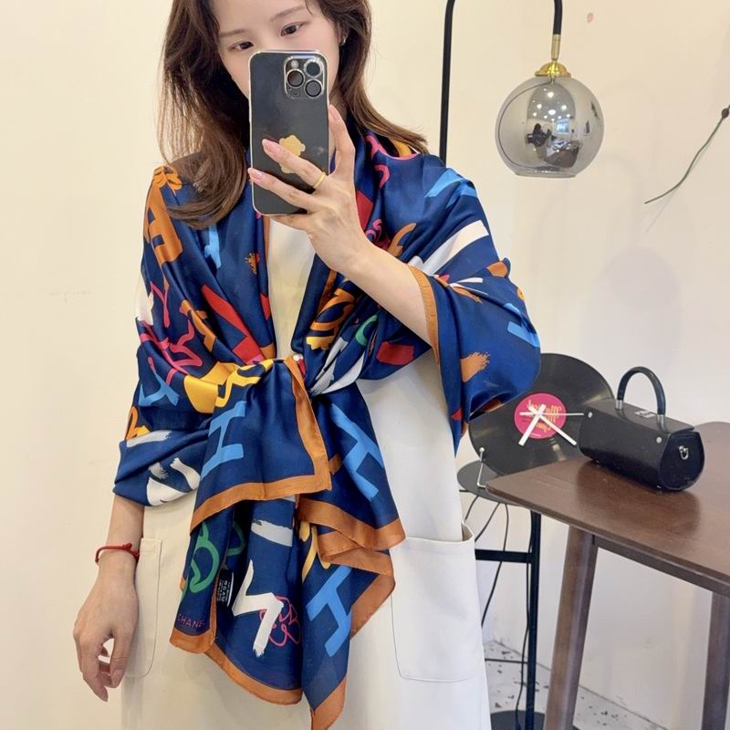 Chanel silk scarf 90-180cm E39 (16)