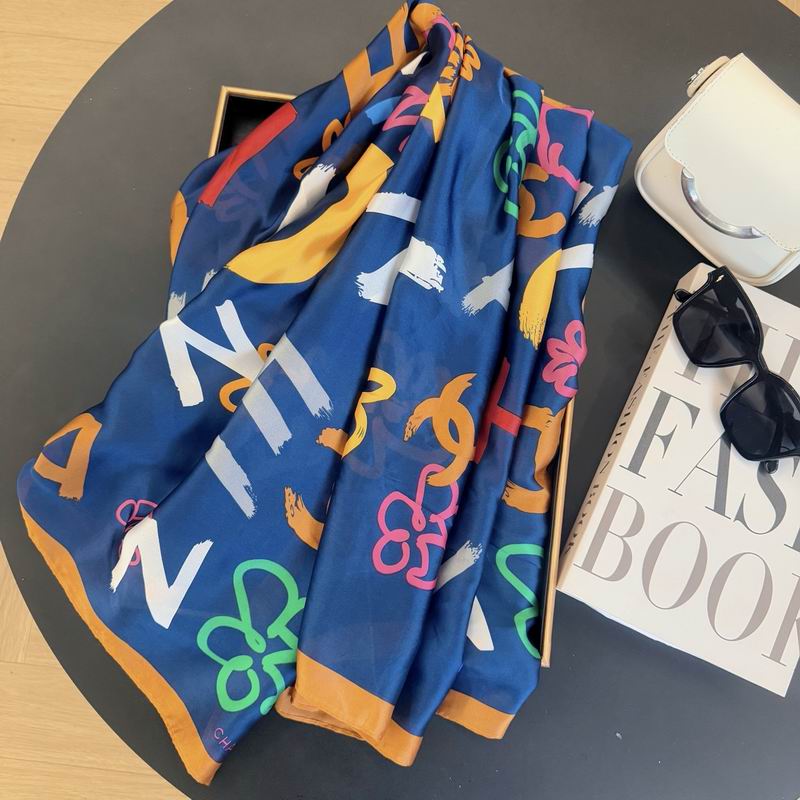 Chanel silk scarf 90-180cm E39 (19)