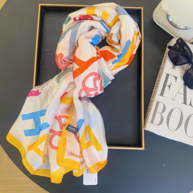 Chanel silk scarf 90-180cm E39 (7)
