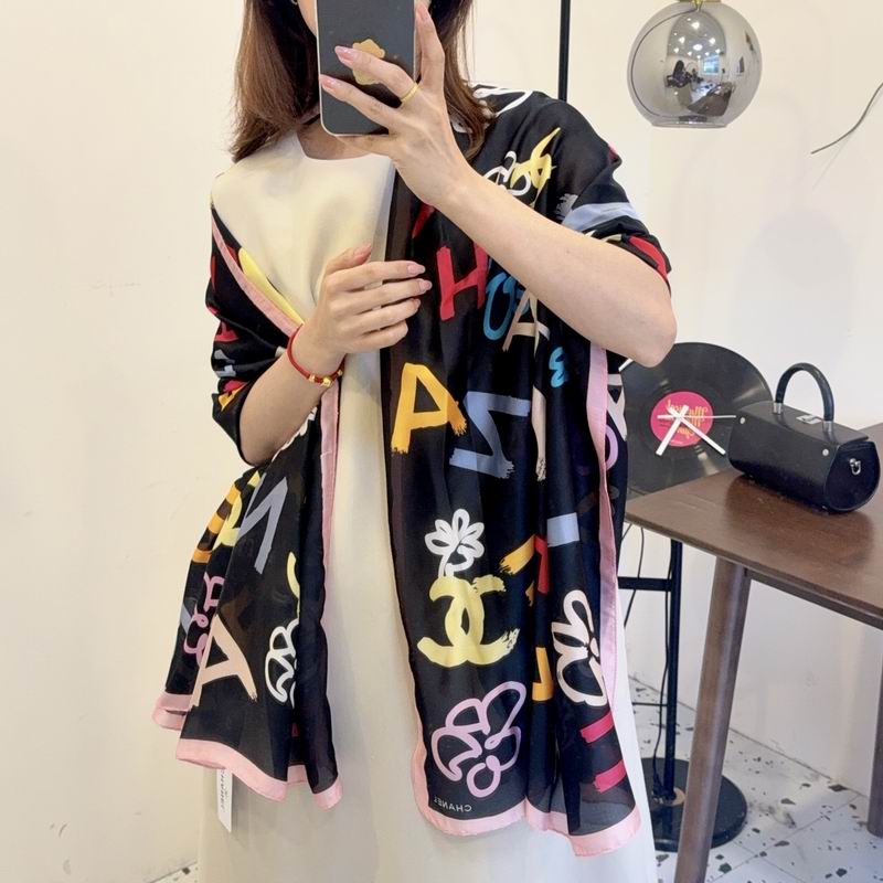 Chanel silk scarf 90-180cm E39 (8)