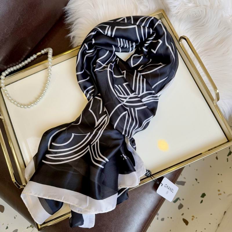 Chanel silk scarf 90-180cm E40 (2)