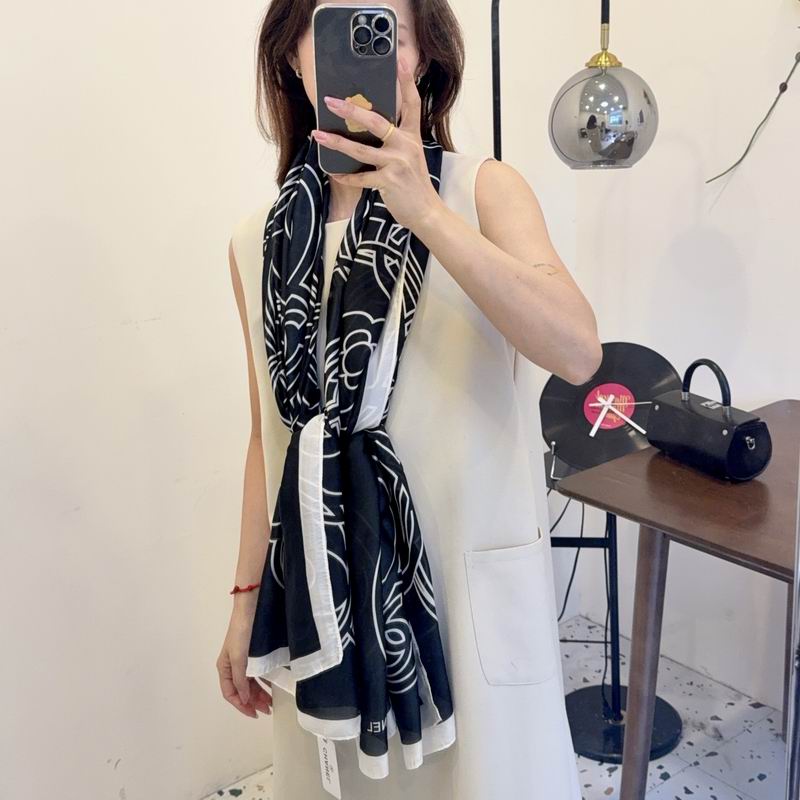 Chanel silk scarf 90-180cm E40 (6)