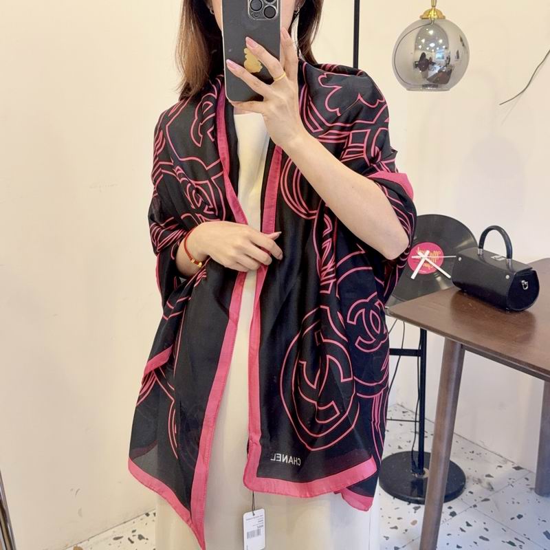 Chanel silk scarf 90-180cm E40 (7)