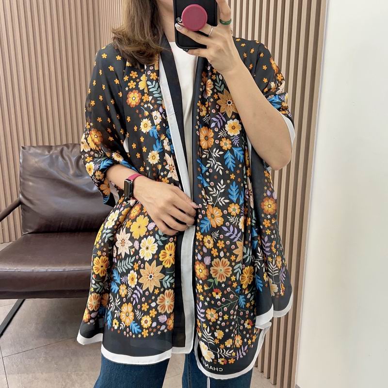 Chanel silk scarf 90-180cm E42 (5)