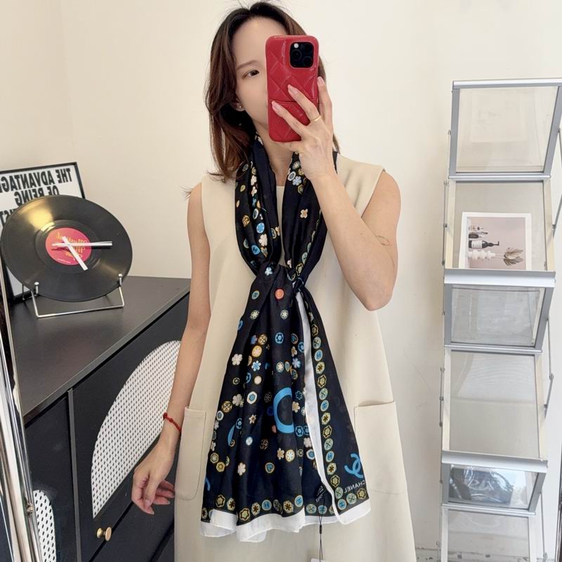 Chanel silk scarf 90-180cm E47 (10)