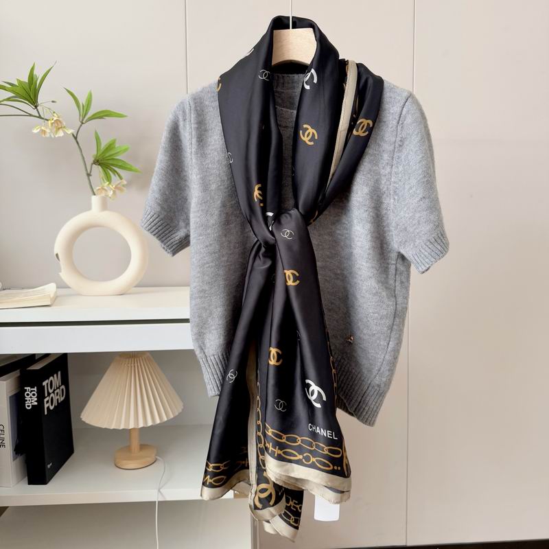 Chanel silk scarf 90-180cm E51 (20)