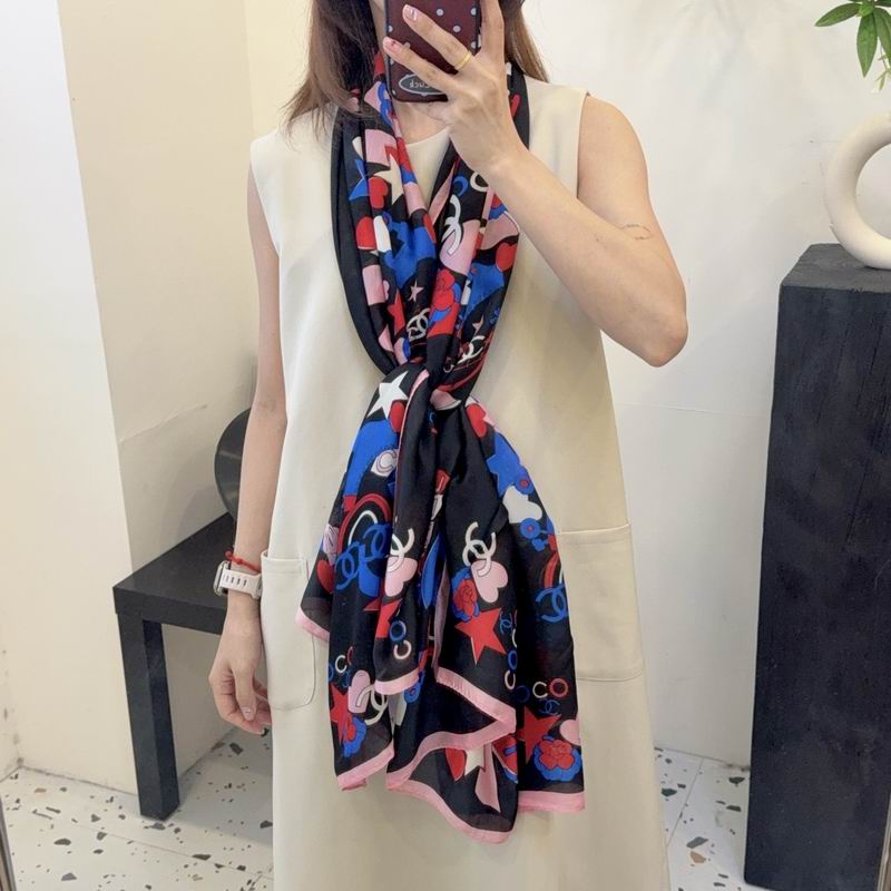 Chanel silk scarf 90-180cm E52 (17)