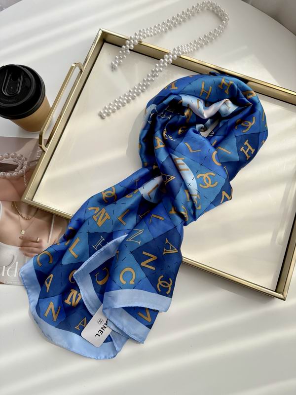 Chanel silk scarf 90-180cm E57 (15)