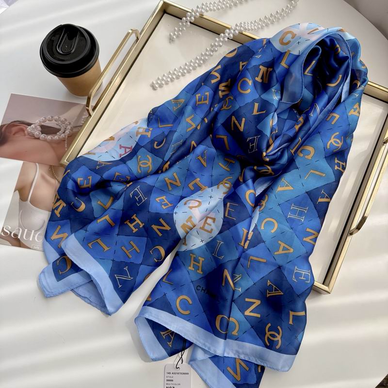 Chanel silk scarf 90-180cm E57 (16)
