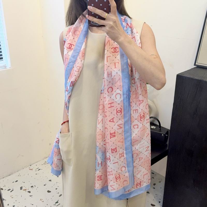 Chanel silk scarf 90-180cm E57 (5)