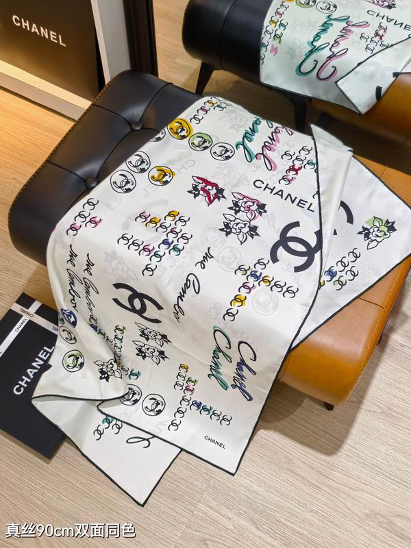 Chanel silk scarf 90X90cm E08 (10)