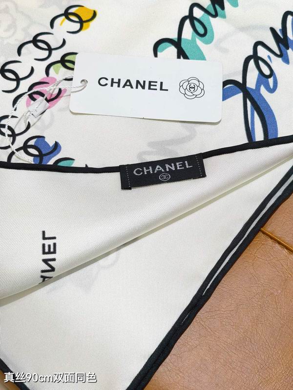 Chanel silk scarf 90X90cm E08 (15)