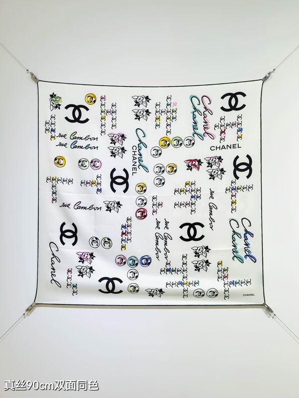 Chanel silk scarf 90X90cm E08 (18)