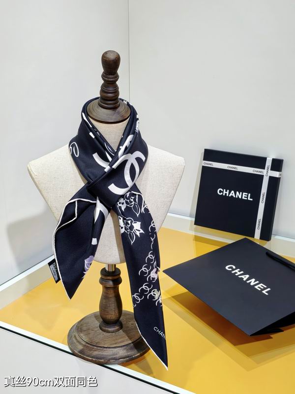 Chanel silk scarf 90X90cm E08 (2)