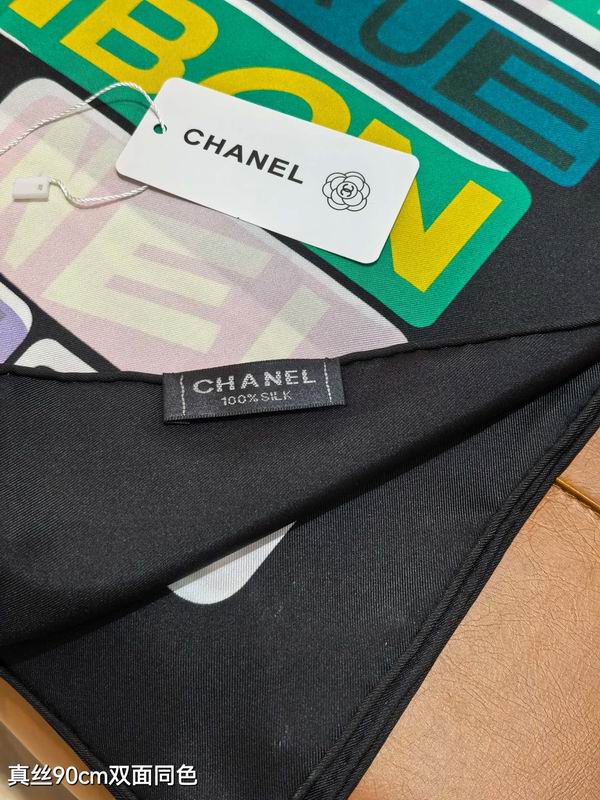 Chanel silk scarf 90X90cm E09 (14)