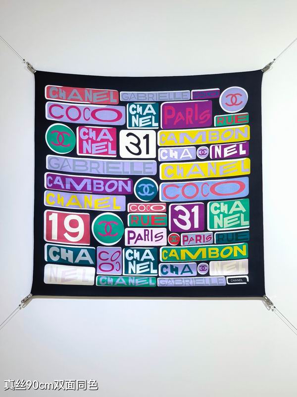 Chanel silk scarf 90X90cm E09 (18)