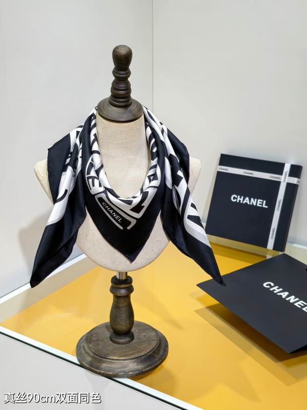 Chanel silk scarf 90X90cm E09 (3)