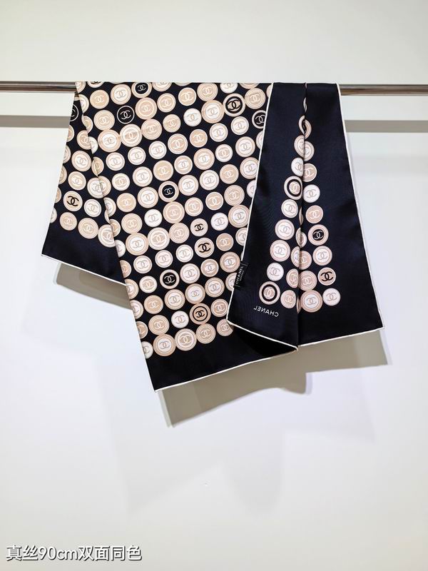 Chanel silk scarf 90X90cm E20 (3)