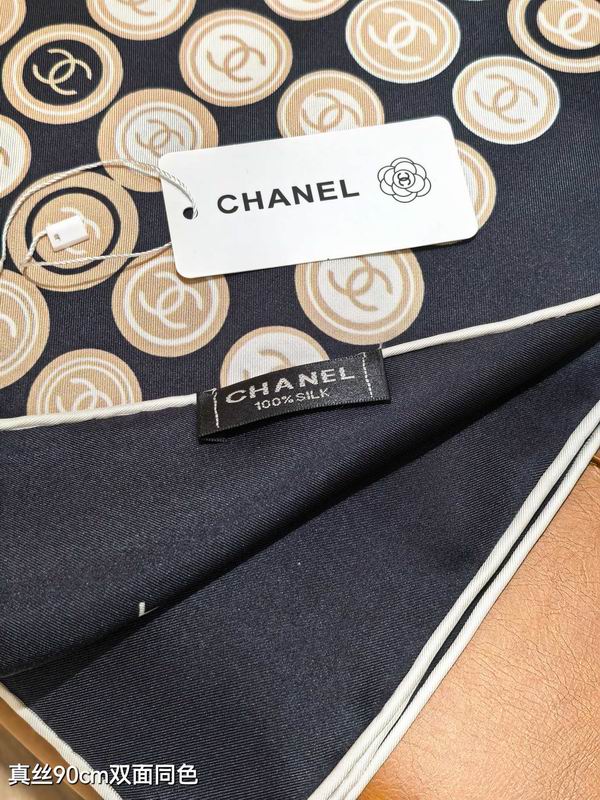 Chanel silk scarf 90X90cm E20 (4)