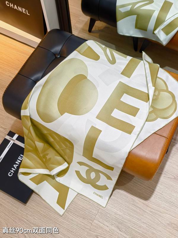 Chanel silk scarf 90X90cm E21 (6)