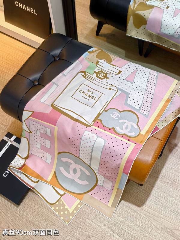 Chanel silk scarf 90X90cm E46 (28)