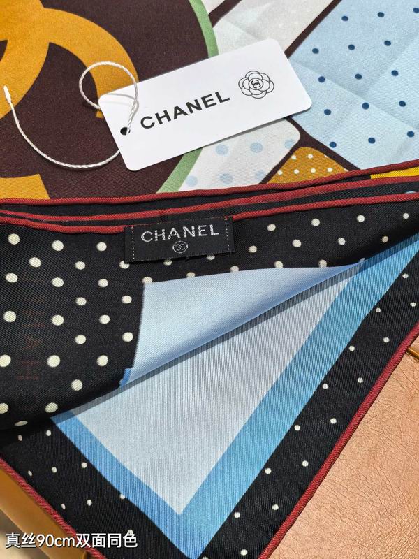 Chanel silk scarf 90X90cm E46 (5)