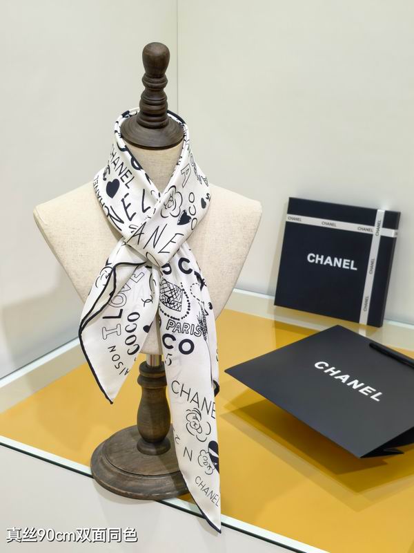 Chanel silk scarf 90X90cm E71 (11)