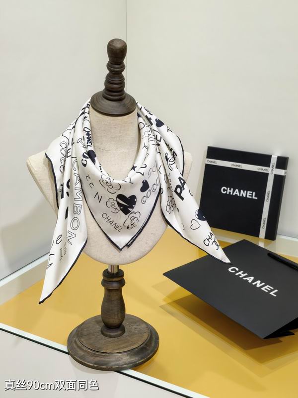 Chanel silk scarf 90X90cm E71 (12)