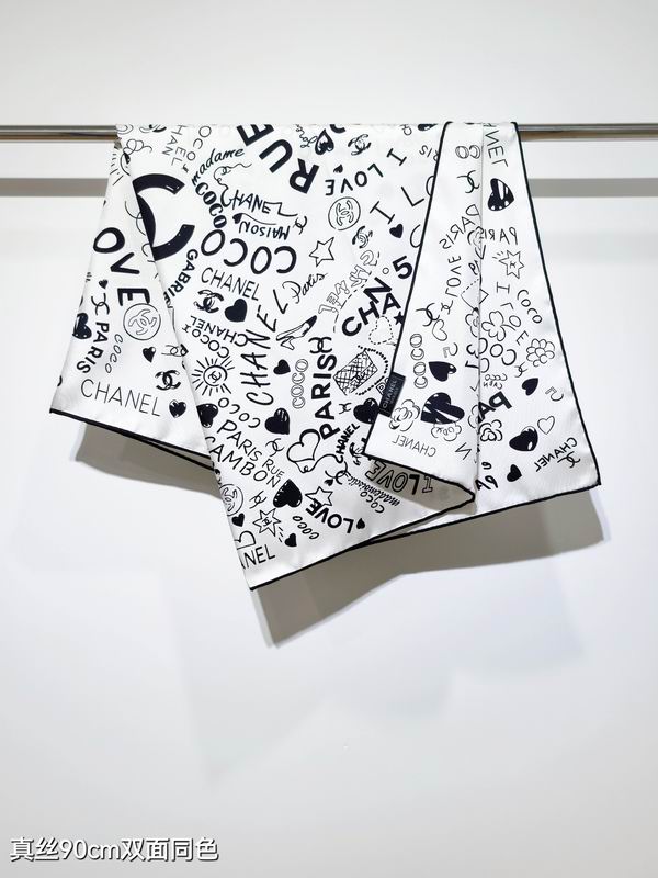 Chanel silk scarf 90X90cm E71 (13)