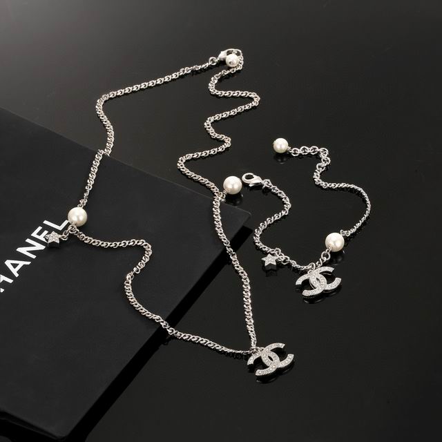 Chanel suits 01lyh20 (1)