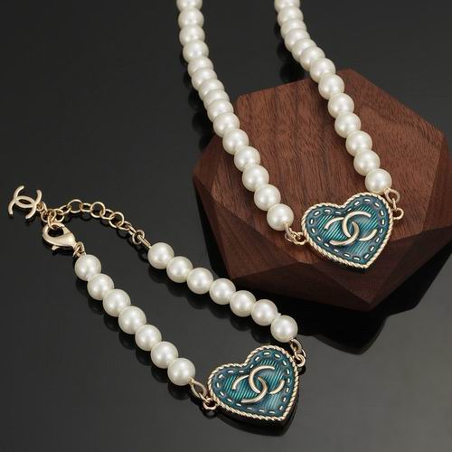 Chanel suits 12lyh19 (1)