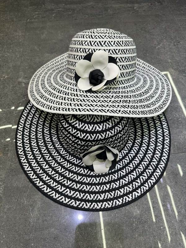 Chanel top hat dx (32)