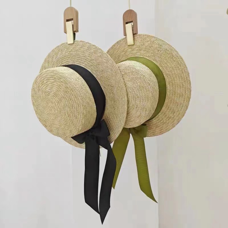 Chanel top hat dx (52)