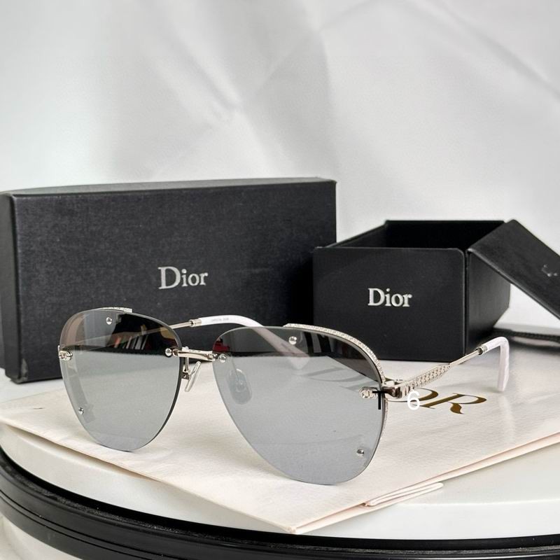DIOR 0302 60 11-140 e03