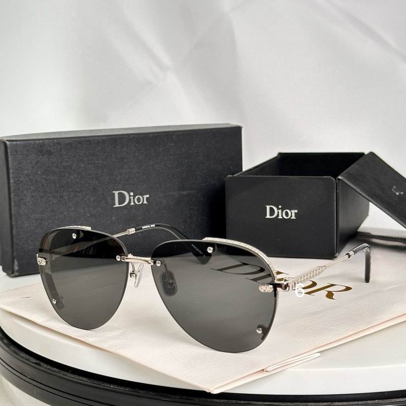 DIOR 0302 60 11-140 e04