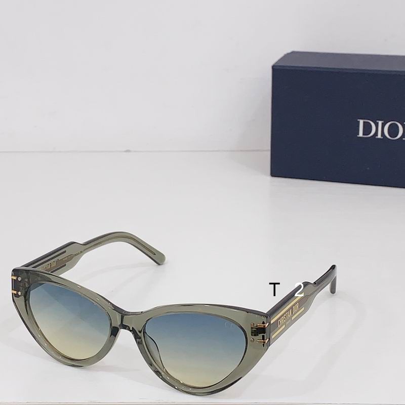 Dior  871 55 18-145 b021