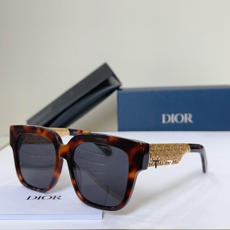 Dior 0303 56 17-145 G04