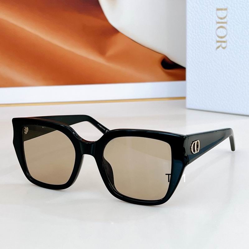 Dior 0330 54 18-140  a08