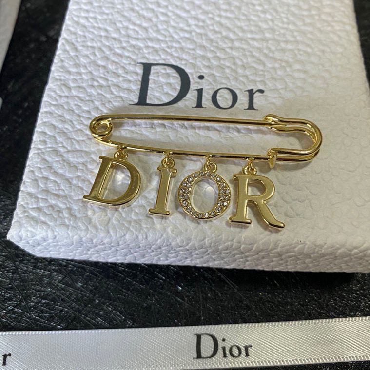 Dior Brooch 01lyh37 (3)