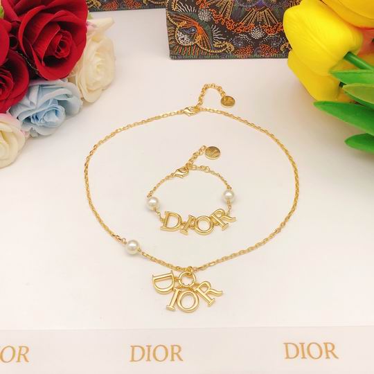 Dior Necklace 12lyh32 (1)