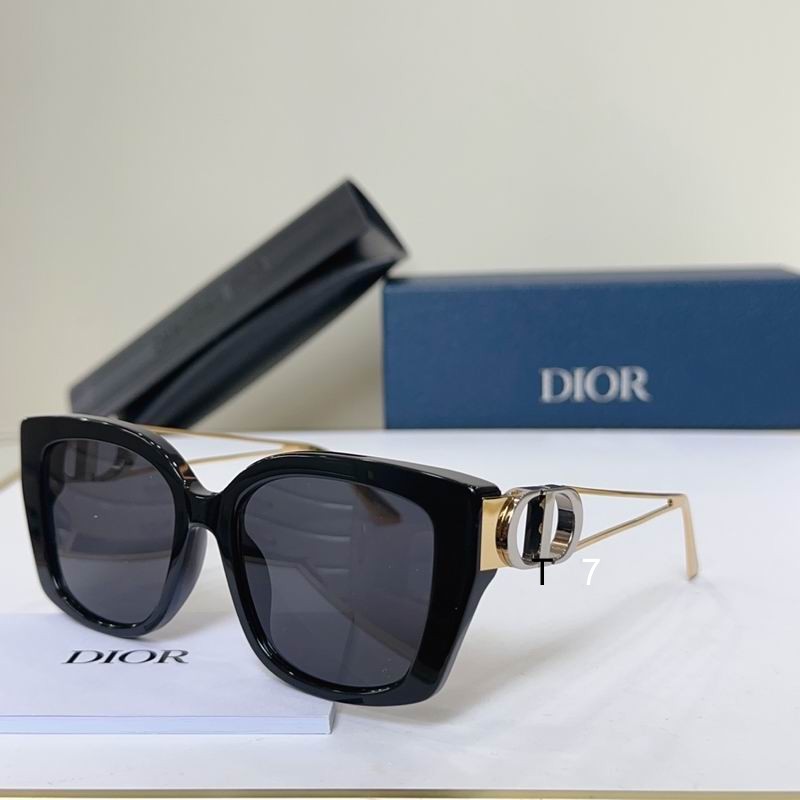 Dior S13F 55 18-135 G01